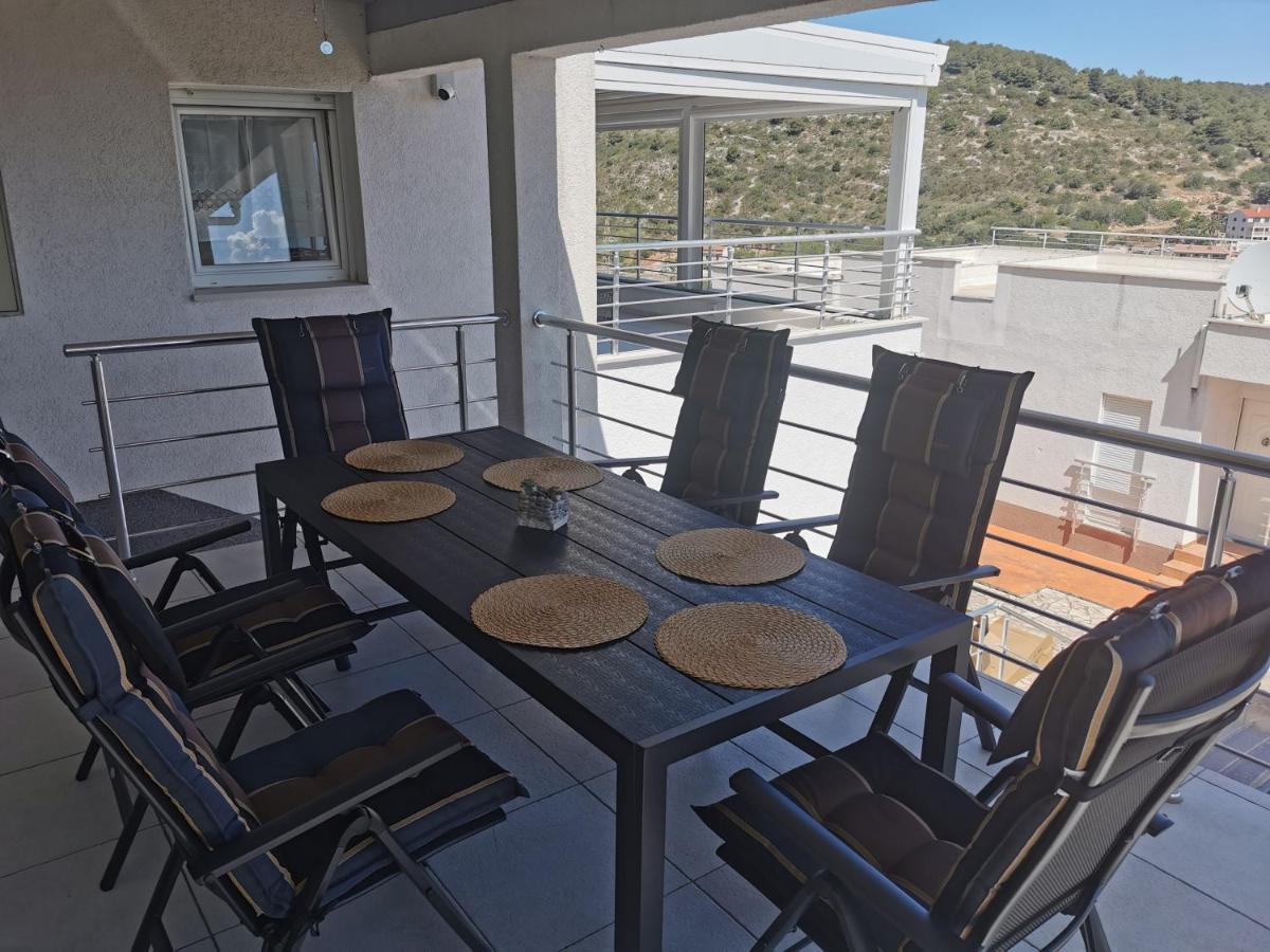 Luxury Apartment Prestige Villa Bellevue Vis Exterior foto