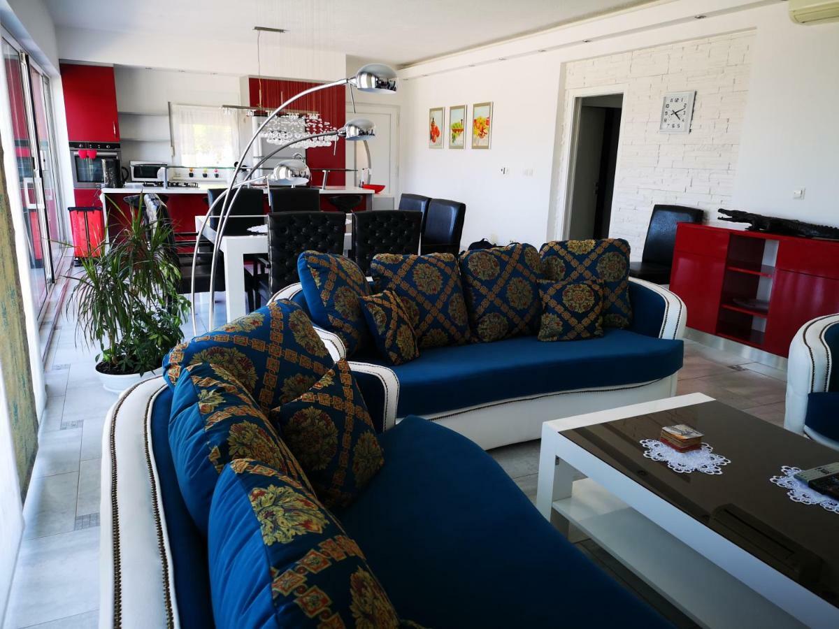 Luxury Apartment Prestige Villa Bellevue Vis Exterior foto